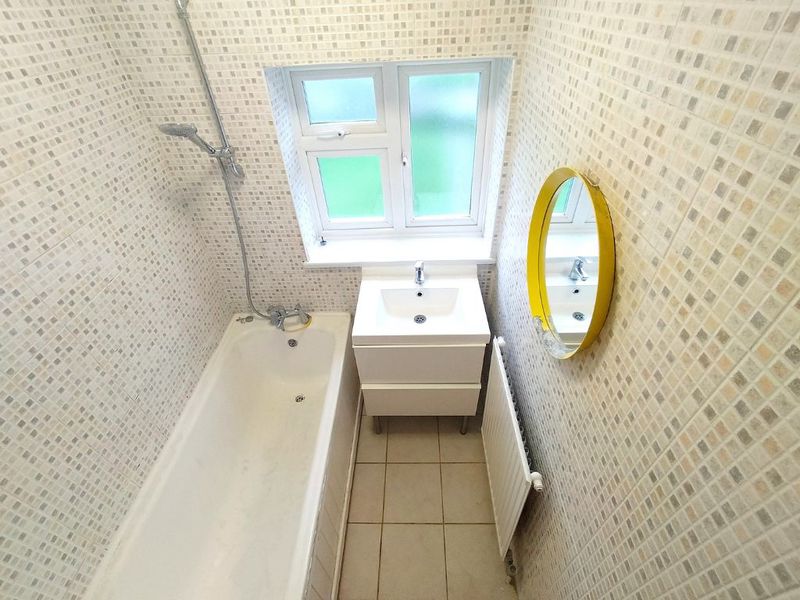 Photo 22- click for photo gallery